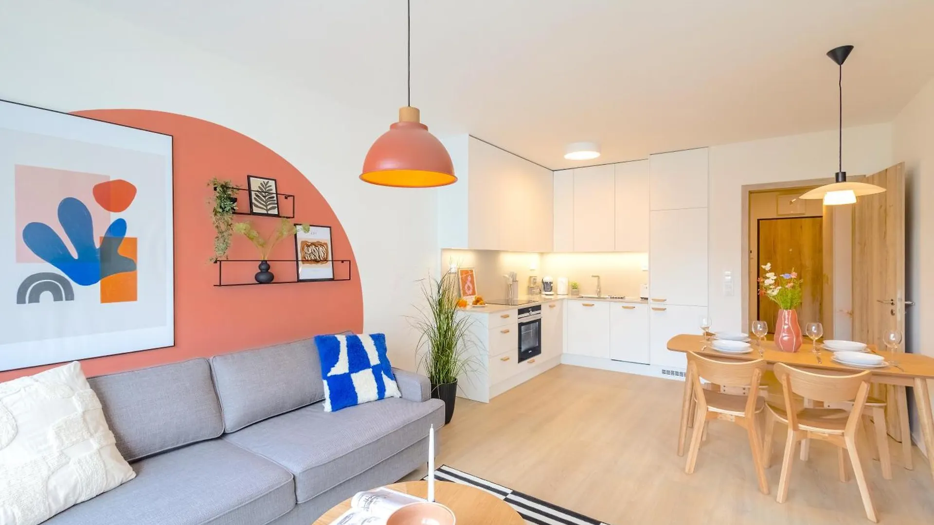 Design Apartment - Balcony, Free Parking, Yoga, 10 Mins To Center, By Gravity Prague 0*,