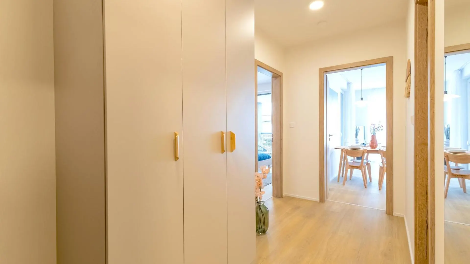 Design Apartment - Balcony, Free Parking, Yoga, 10 Mins To Center, By Gravity プラハ